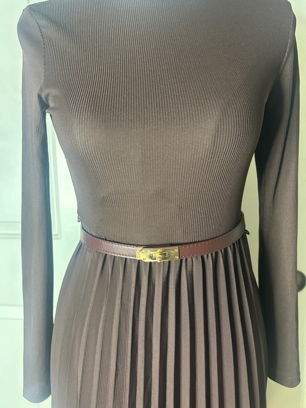 Mango (size 2) FLARED MIDI-DRESS WITH BELT - Picture 7 of 11